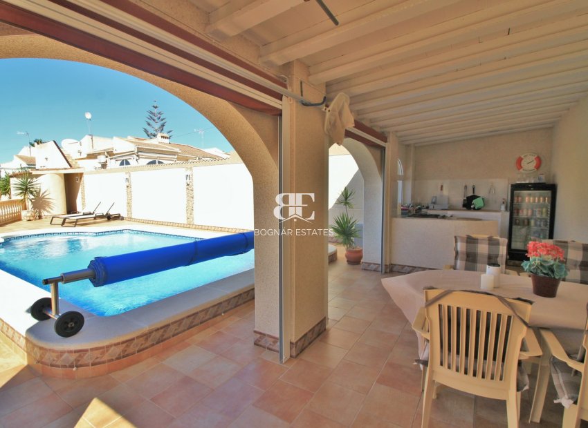 Herverkoop - Villa -
Torrevieja - La Siesta