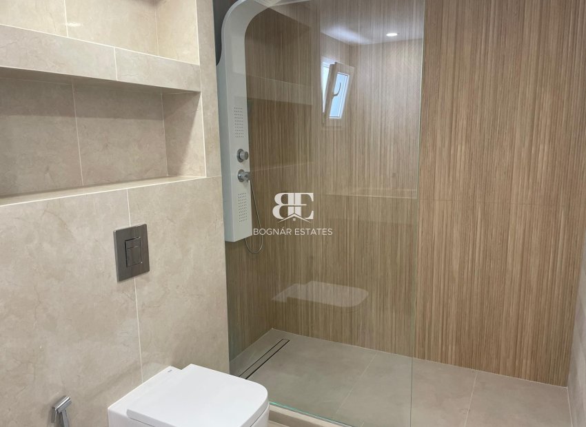 Herverkoop - Villa -
Torrevieja - Los Balcones