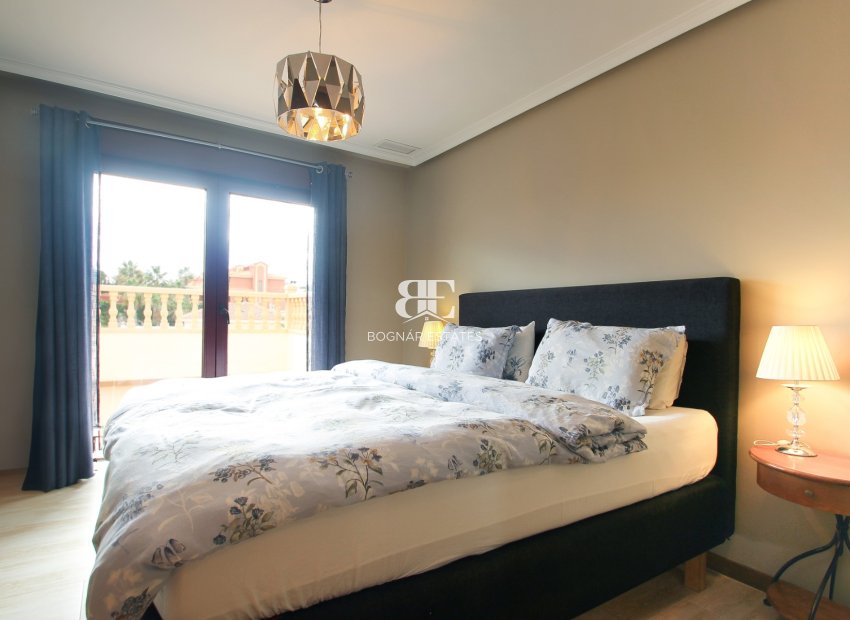 Herverkoop - Villa -
Torrevieja - Los Balcones