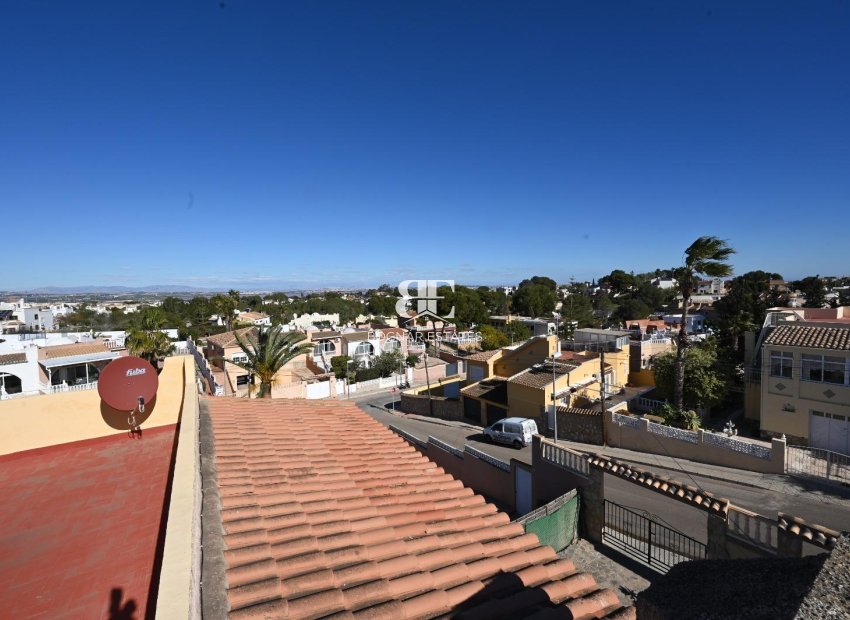 Herverkoop - Villa -
Torrevieja - Los Balcones