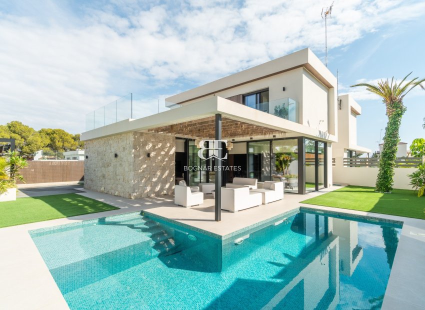 Herverkoop - Villa -
Torrevieja - Los Balcones