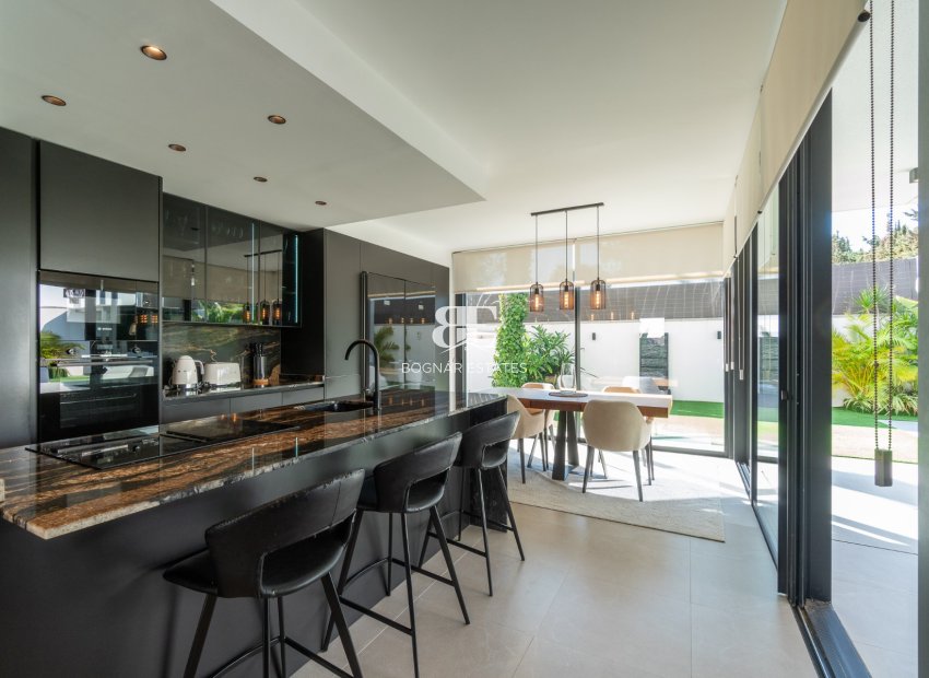 Herverkoop - Villa -
Torrevieja - Los Balcones