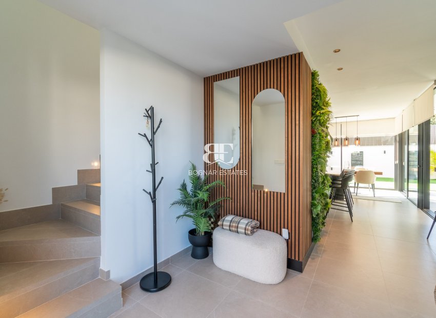 Herverkoop - Villa -
Torrevieja - Los Balcones
