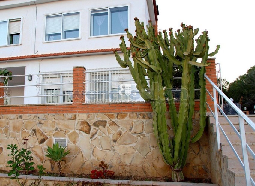 Herverkoop - Villa -
Torrevieja - Los Balcones