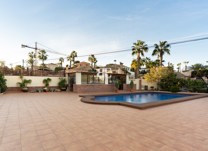 Herverkoop - Villa -
Torrevieja - Los Balcones