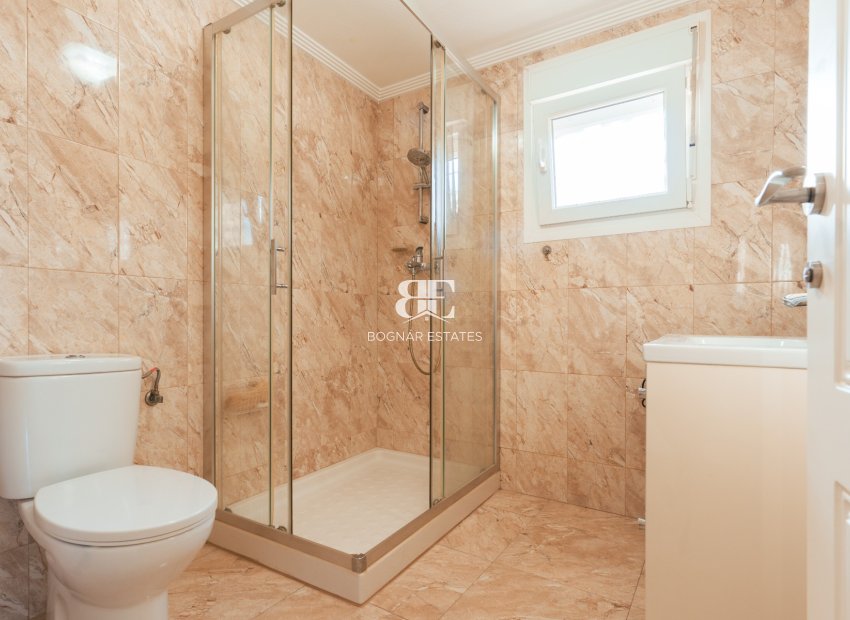 Herverkoop - Villa -
Torrevieja - Los Balcones