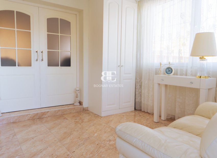 Herverkoop - Villa -
Torrevieja - Los Balcones