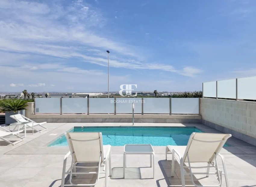 Herverkoop - Villa -
Torrevieja - Los Balcones