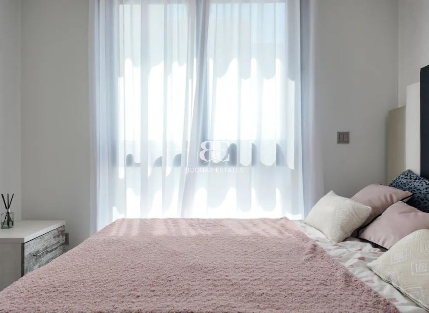 Herverkoop - Villa -
Torrevieja - Los Balcones