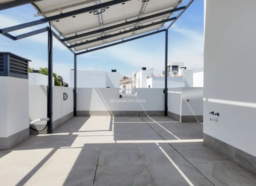 Herverkoop - Villa -
Torrevieja - Los Balcones