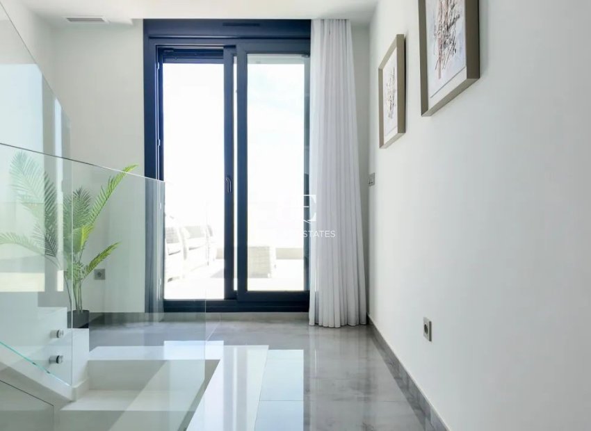 Herverkoop - Villa -
Torrevieja - Los Balcones