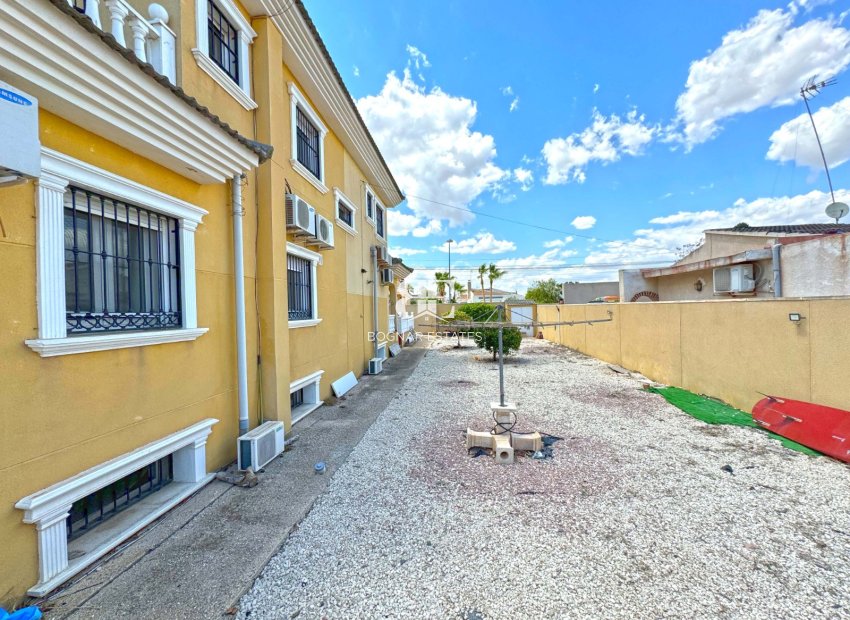 Herverkoop - Villa -
Torrevieja - Los Balcones