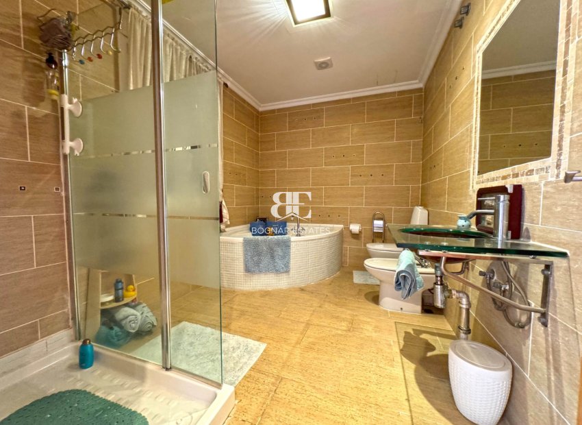 Herverkoop - Villa -
Torrevieja - Los Balcones