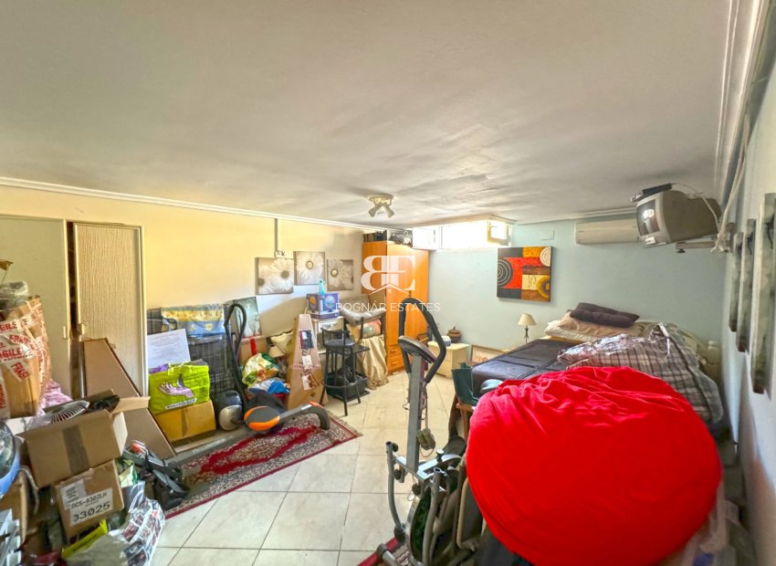 Herverkoop - Villa -
Torrevieja - Los Balcones