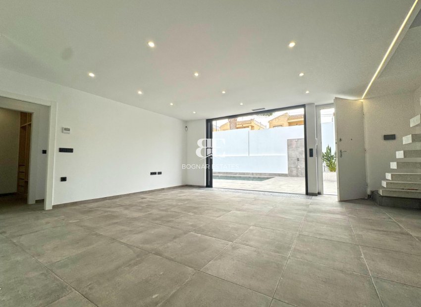 Herverkoop - Villa -
Torrevieja - Los Balcones