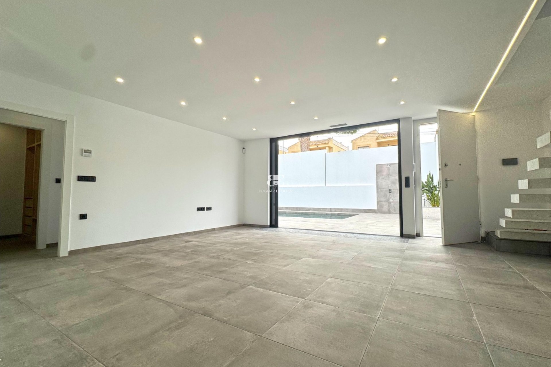 Herverkoop - Villa -
Torrevieja - Los Balcones