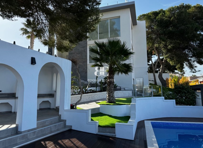 Herverkoop - Villa -
Torrevieja - Los Balcones