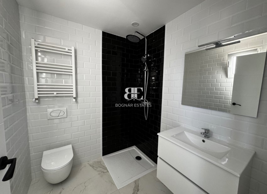 Herverkoop - Villa -
Torrevieja - Los Balcones