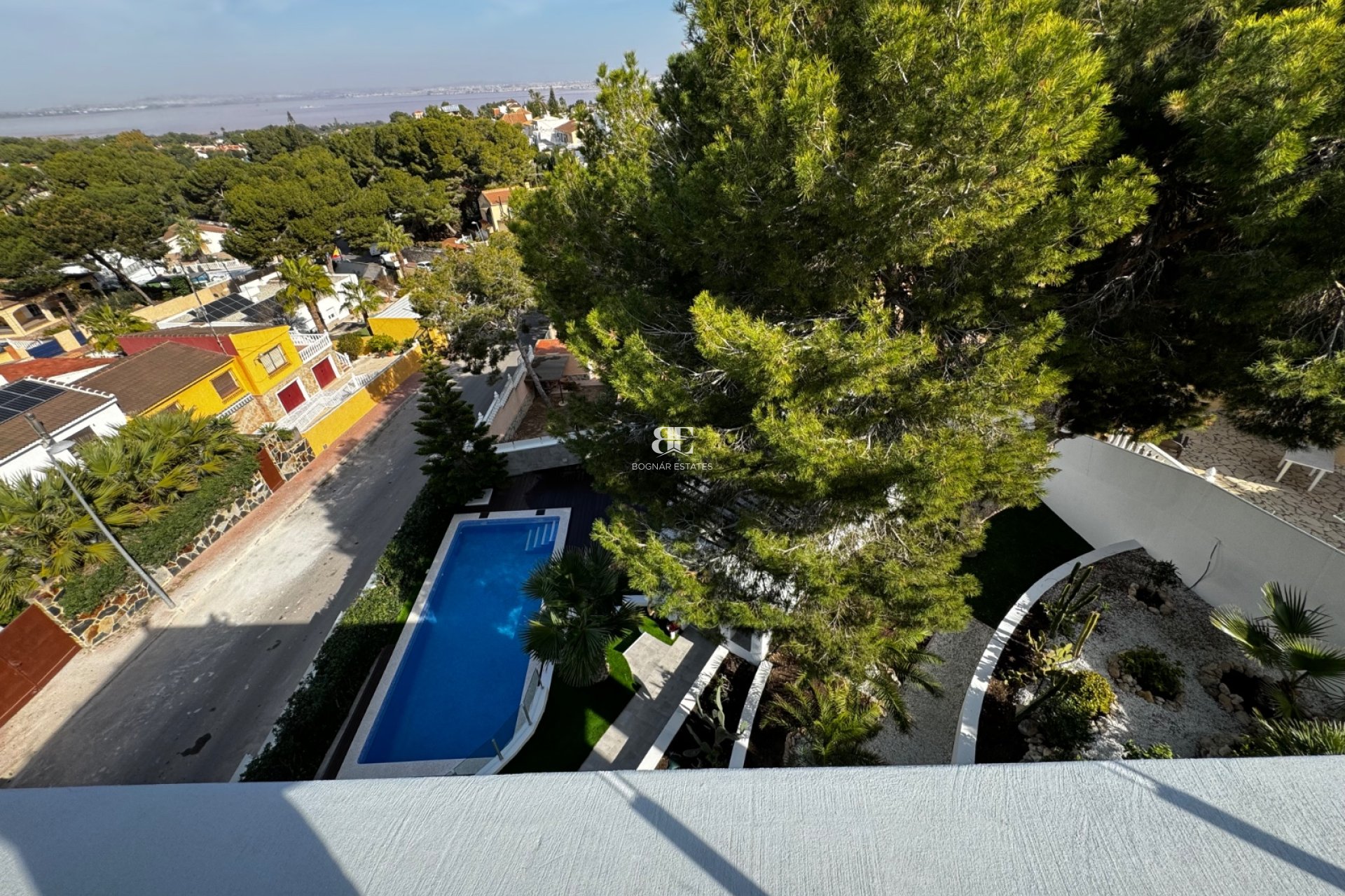 Herverkoop - Villa -
Torrevieja - Los Balcones