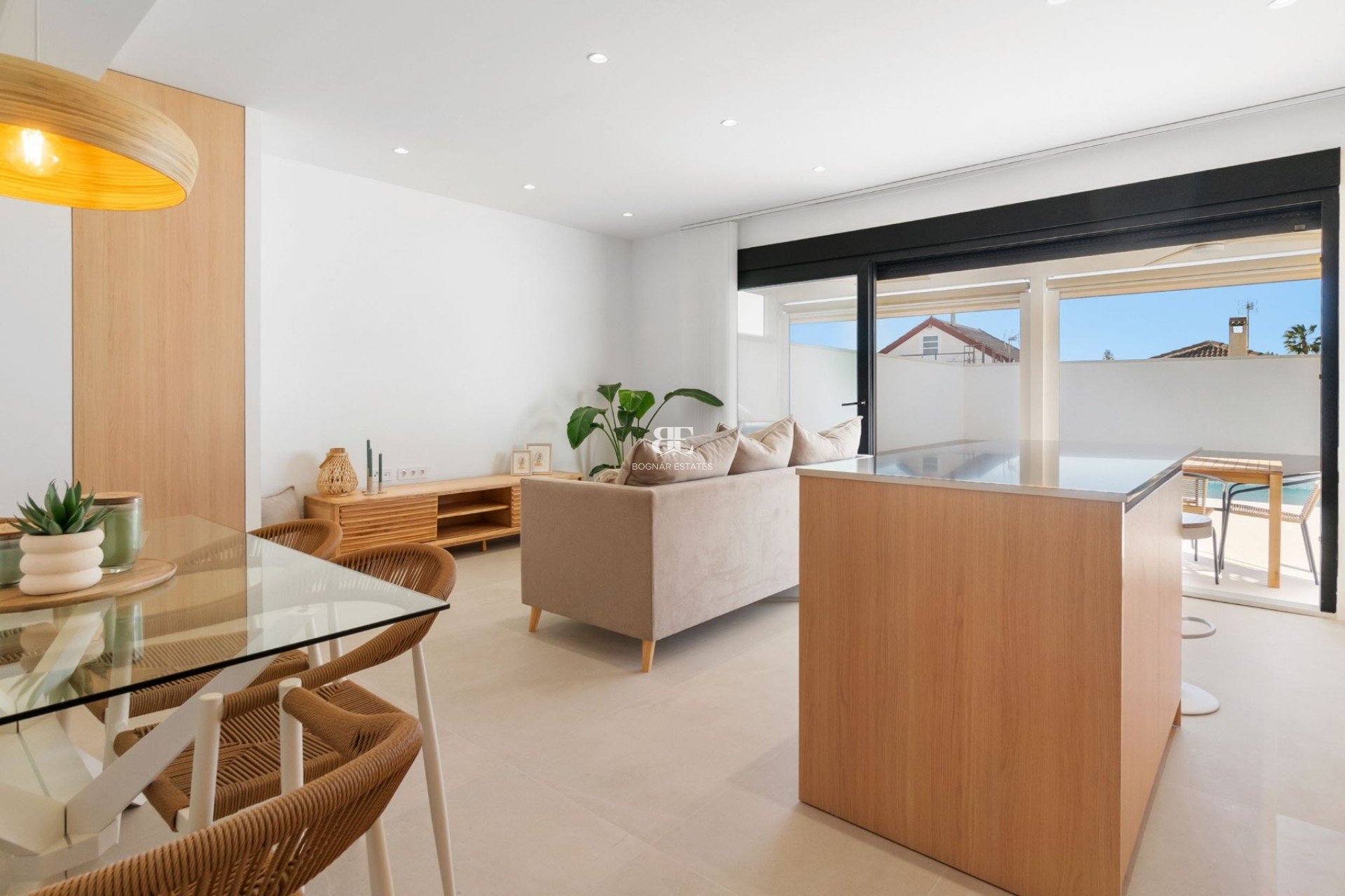 Herverkoop - Villa -
Torrevieja - San Luis