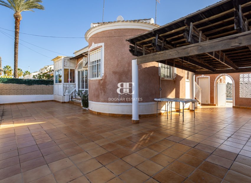 Herverkoop - Villa -
Torrevieja - San Luis