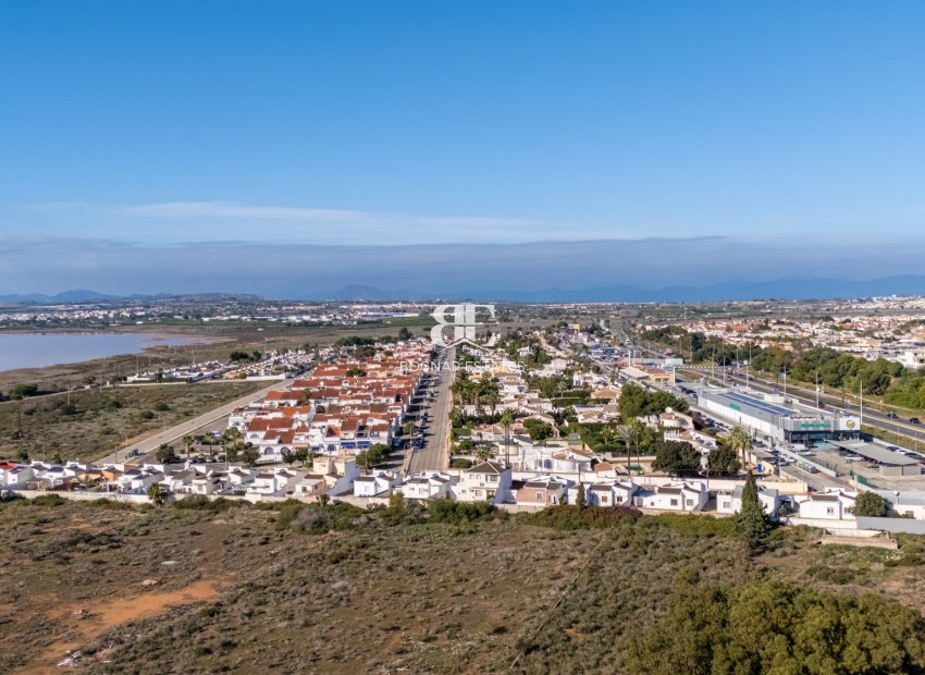 Herverkoop - Villa -
Torrevieja - San Luis