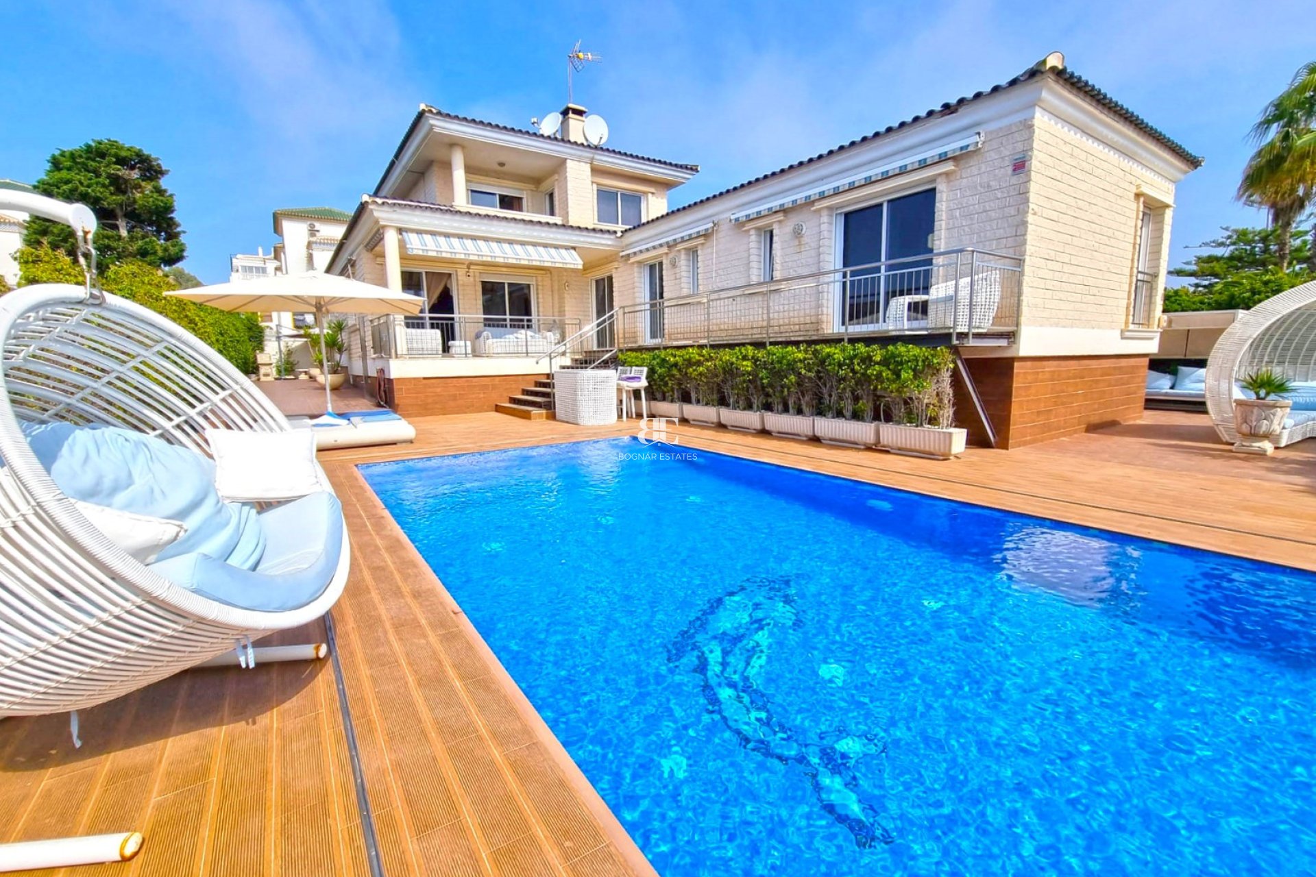 Herverkoop - Villa -
Torrevieja - Torrelamata - La Mata