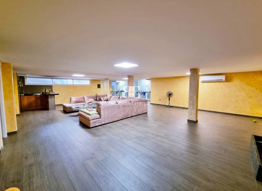 Herverkoop - Villa -
Torrevieja - Torrelamata - La Mata