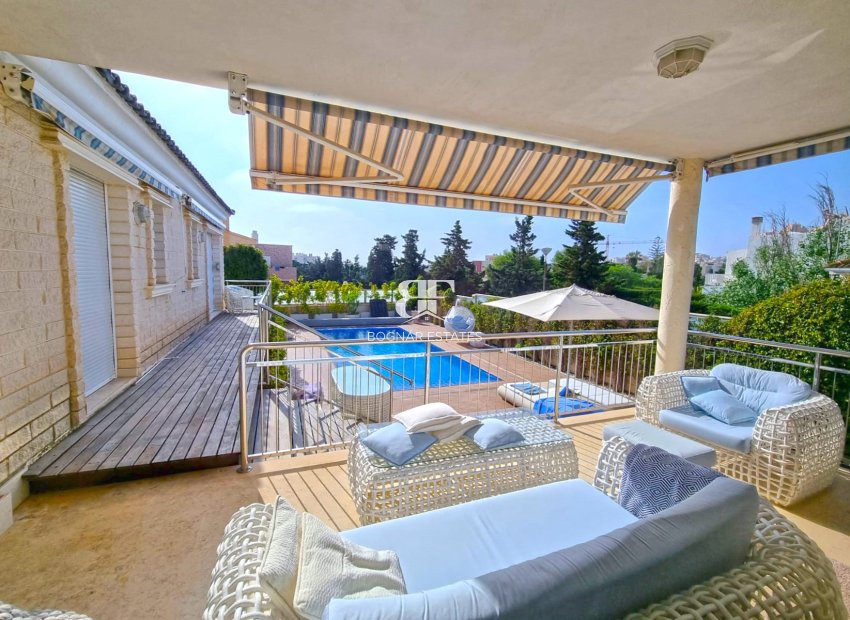 Herverkoop - Villa -
Torrevieja - Torrelamata - La Mata