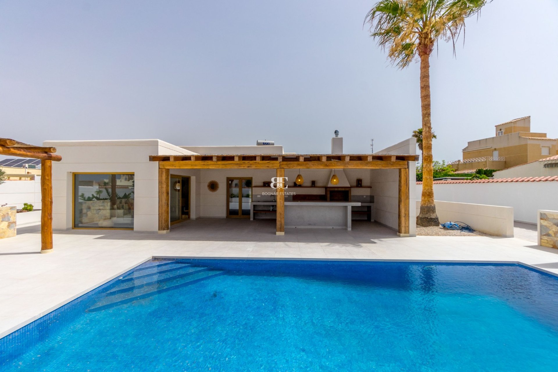 Herverkoop - Villa -
Torrevieja - Torreta Florida