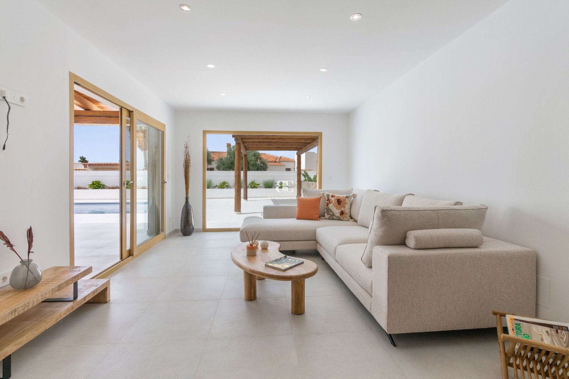 Herverkoop - Villa -
Torrevieja - Torreta Florida