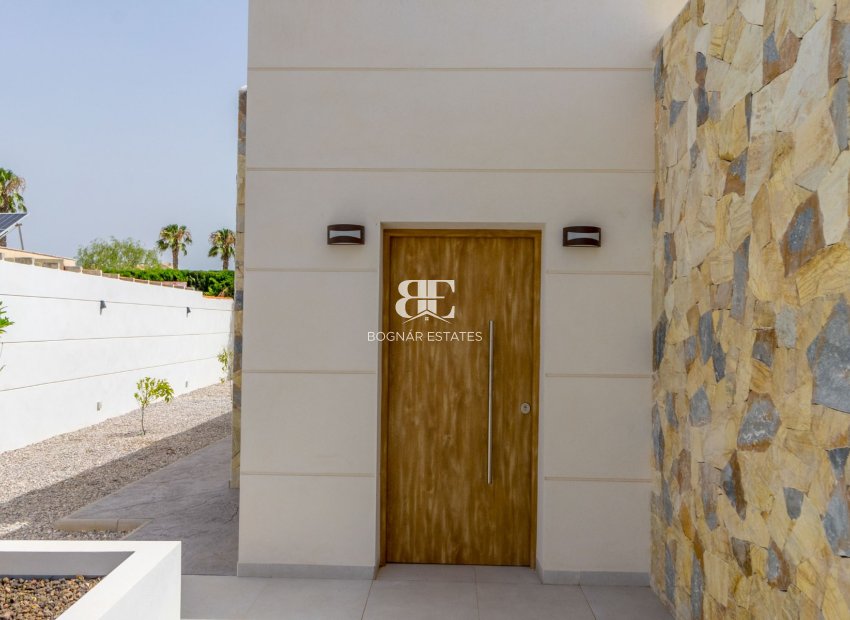 Herverkoop - Villa -
Torrevieja - Torreta Florida