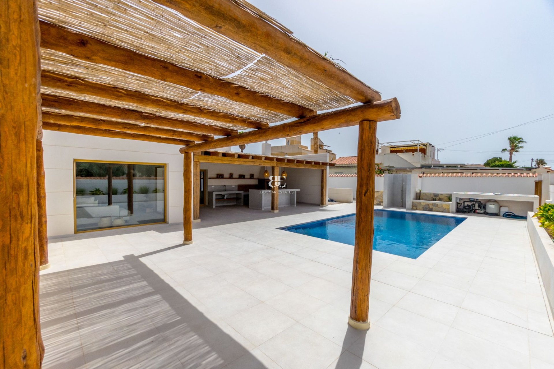 Herverkoop - Villa -
Torrevieja - Torreta Florida