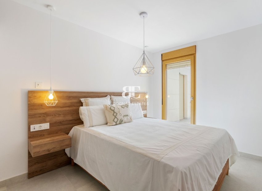 Herverkoop - Villa -
Torrevieja - Torreta Florida