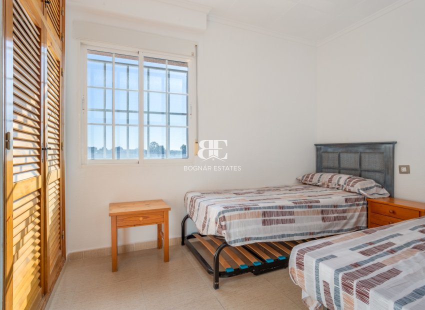 Herverkoop - Villa -
Torrevieja - Urbanización San Luis