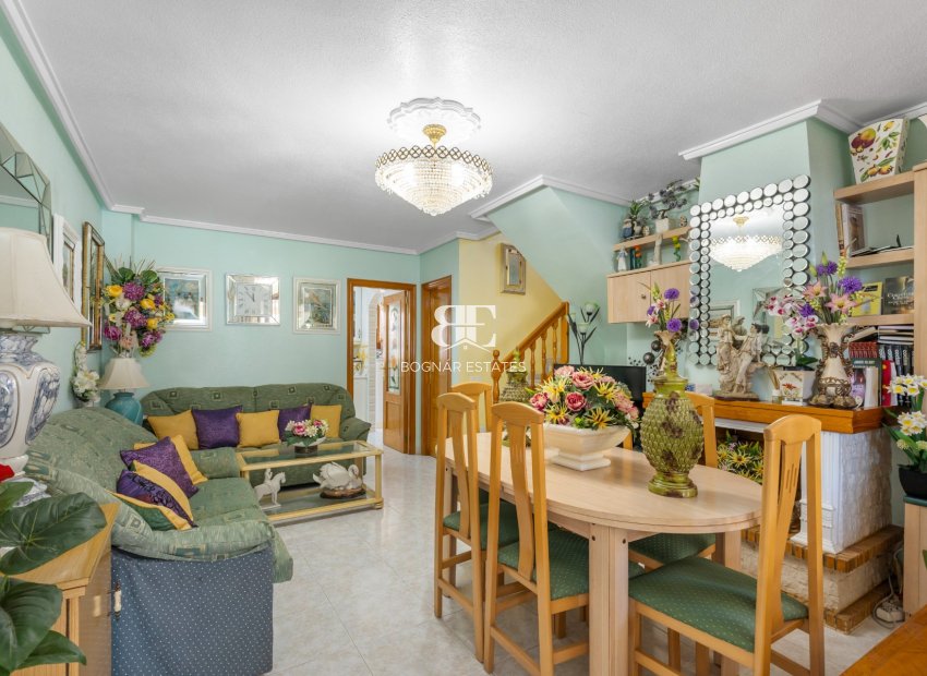 Herverkoop - Villa -
Torrevieja - Zona los Frutales