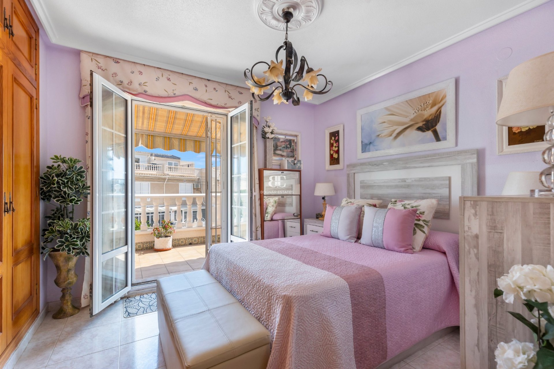 Herverkoop - Villa -
Torrevieja - Zona los Frutales