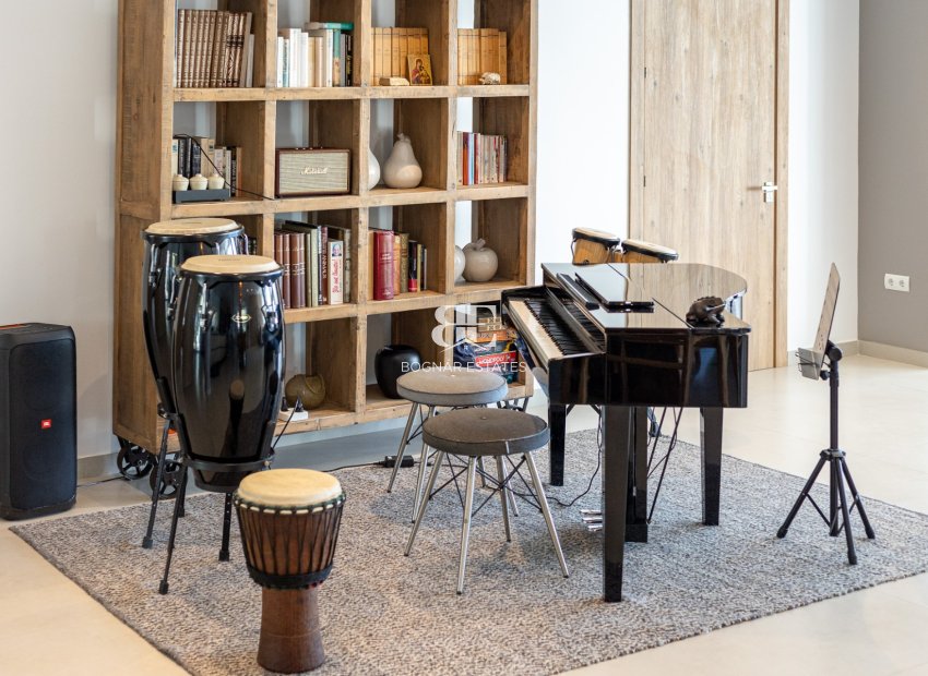 Herverkoop - Villa -
Villajoyosa - Montiboli