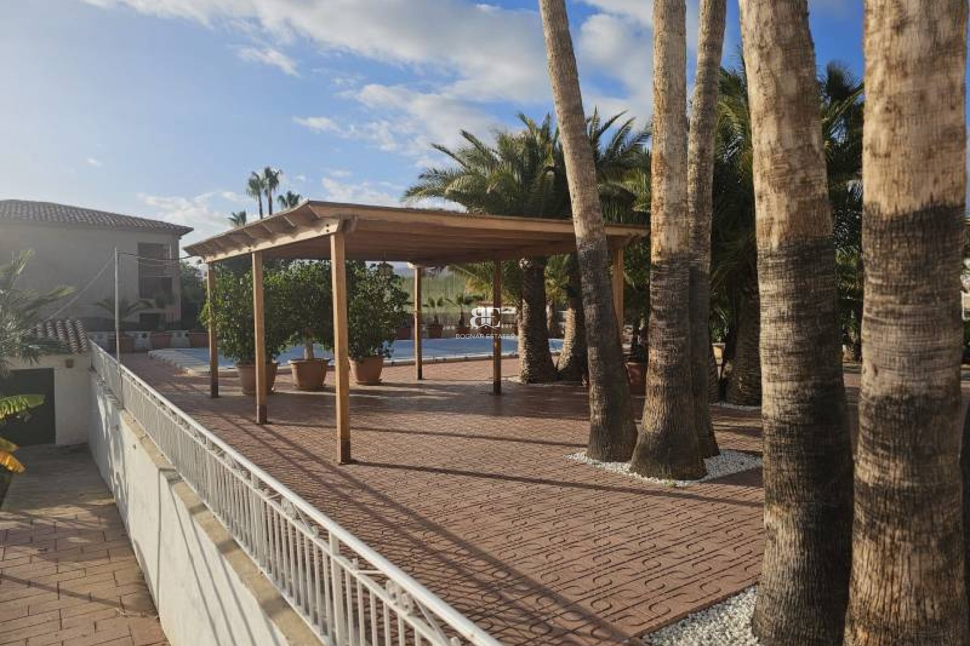 Herverkoop - Villa -
Villajoyosa - Varadero/ Estudiantes beach