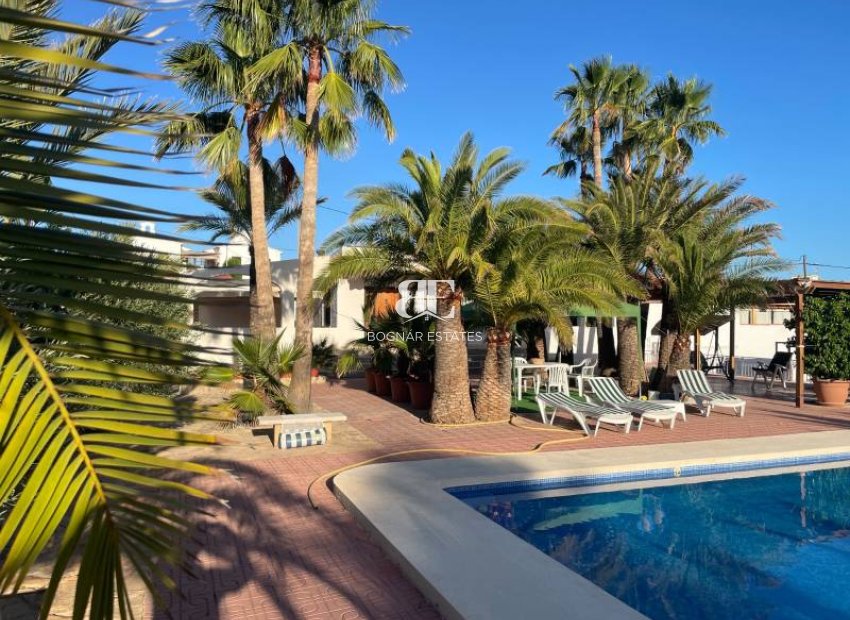 Herverkoop - Villa -
Villajoyosa - Varadero/ Estudiantes beach