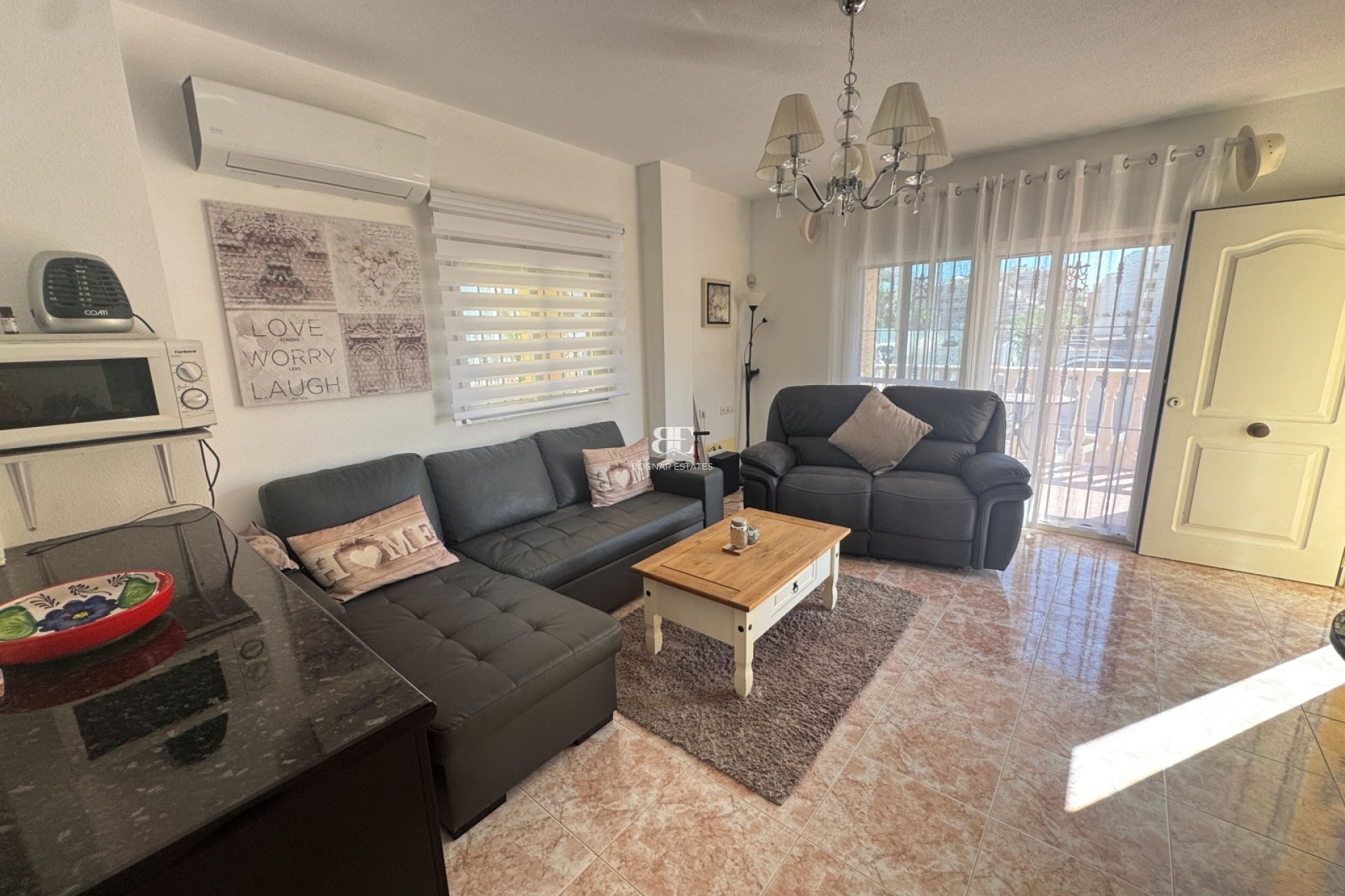 Herverkoop - Villa -
Villamartín - Lomas del Golf