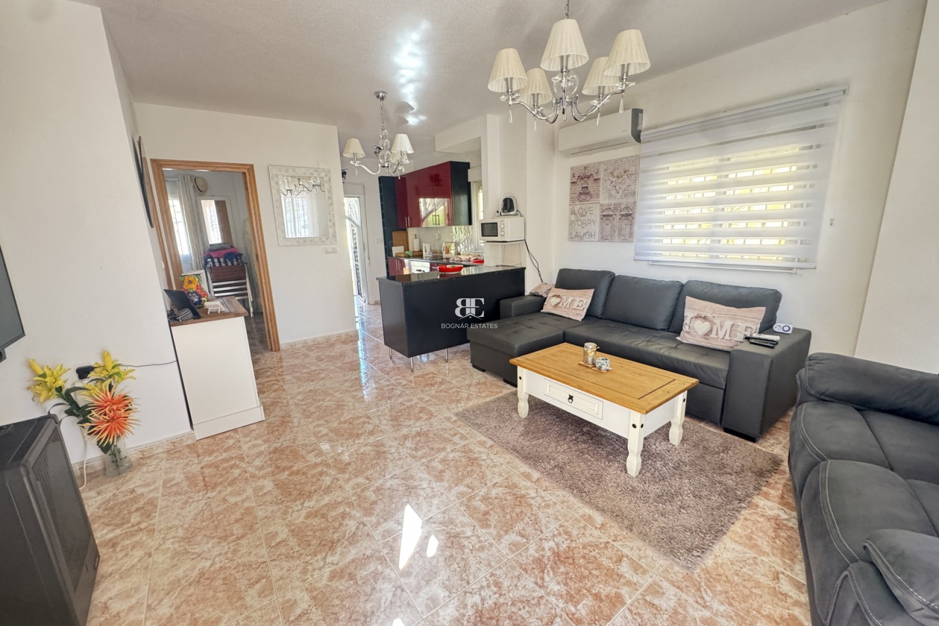 Herverkoop - Villa -
Villamartín - Lomas del Golf