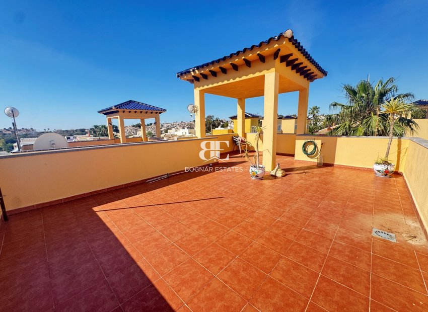 Herverkoop - Villa -
Villamartín - Lomas del Golf