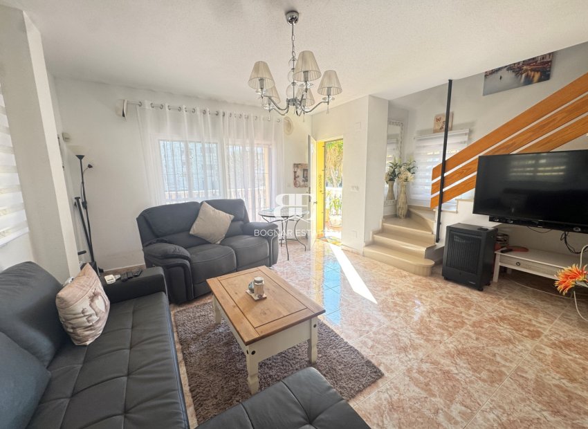 Herverkoop - Villa -
Villamartín - Lomas del Golf