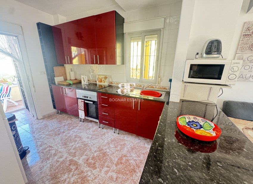 Herverkoop - Villa -
Villamartín - Lomas del Golf