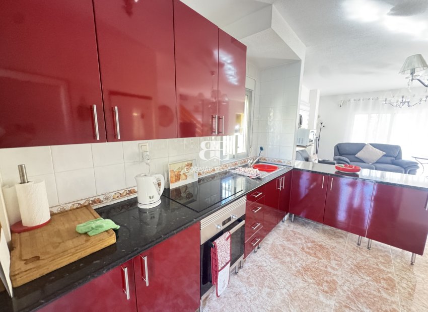 Herverkoop - Villa -
Villamartín - Lomas del Golf