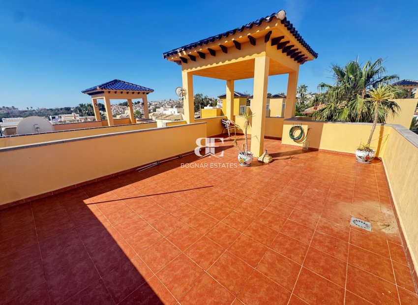Herverkoop - Villa -
Villamartín - Lomas del Golf
