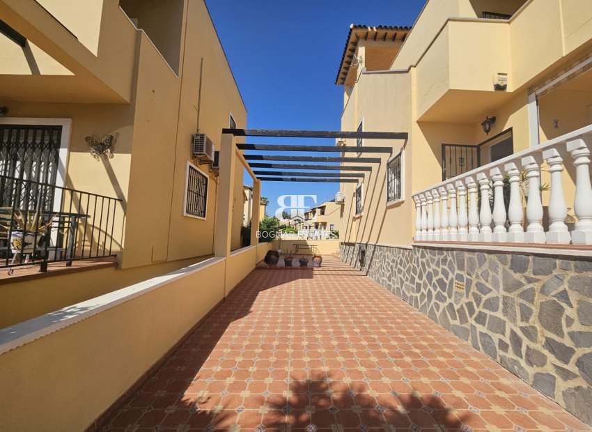 Herverkoop - Villa -
Villamartín - Lomas del Golf