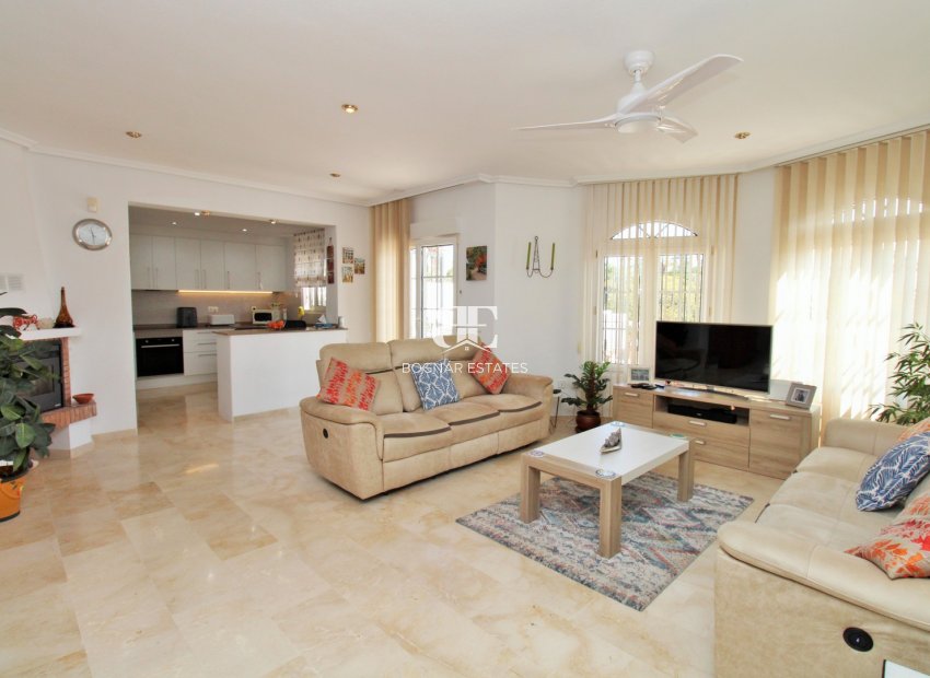 Herverkoop - Villa -
Villamartín - Los Dolses