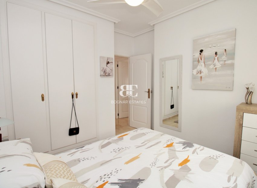 Herverkoop - Villa -
Villamartín - Los Dolses
